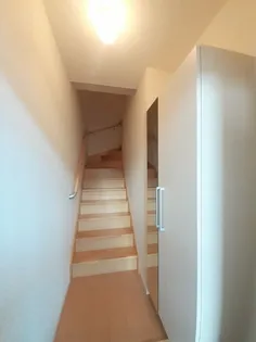 リトル プリンス A【2階】の玄関