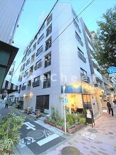 東京都世田谷区若林1【マンション】の外観