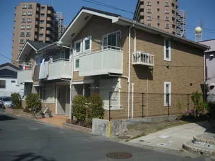 ジュネス Tの画像