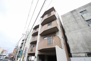 シャルマン出汐【3階】の外観