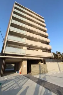 ペローサ【6階】の外観