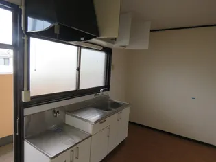 コーポアイシ 201【2階】のキッチン