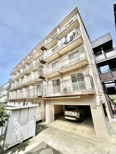 ハイツアベニュー本棟【5階】の外観