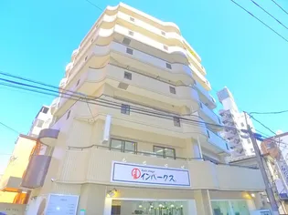 ロイヤルアヤセ【3階】の外観