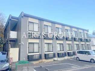 レオパレスネスト鳶尾【2階】の外観