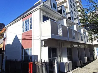 レオパレスハーモニーハイツ中野【2階】の外観