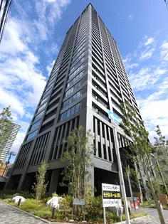 THE CROSS CITY TOWERの画像