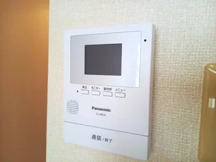 Y’sAP厨川の内装