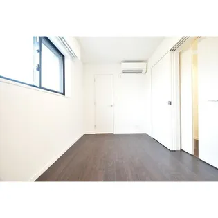 ラ・ペルラ柿の木坂【2階】の内装