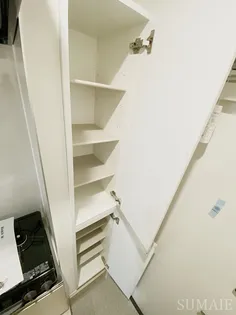 パインヒル18【2階】の内装