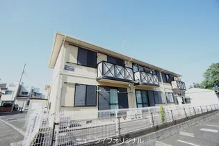 ヒルサイド三田B【2階】の外観