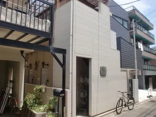 東京都中野区中央1【アパート】の外観