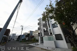 北海道札幌市豊平区平岸三条6【マンション】の外観
