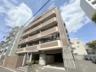 ラ メイユールの画像
