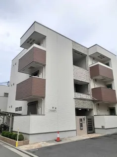 フォーリーブス33 D棟【1階】の外観