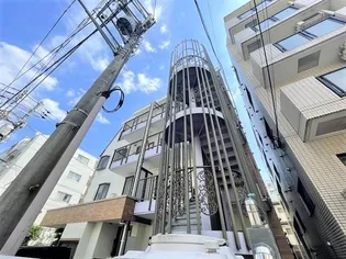 レーベンハウス【2階】の外観