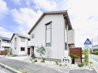 埼玉県さいたま市緑区美園5【一戸建】の外観