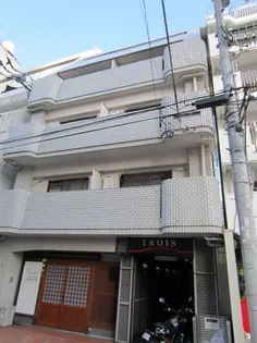 TROIS トロワの画像