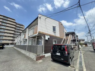 ファミ-ルハイツ北花田【2階】の外観