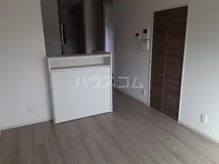 プレミール富里の居間