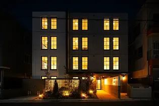 東京都文京区白山2【マンション】の外観