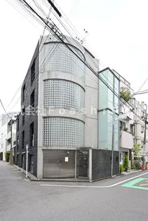 東京都中野区新井2【マンション】の外観