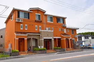 ブルックの外観