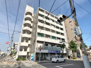 エクセレント鹿児島【7階】の外観