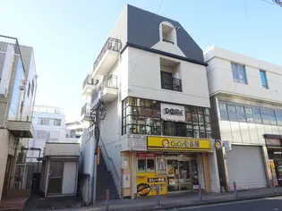 ヴィラ大倉山【4階】の外観