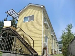 パームタウン【2階】の外観