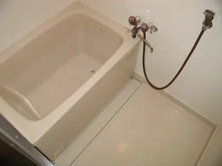 国見ハイツ3号棟【1階】の風呂