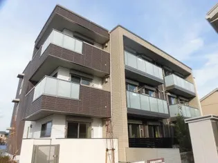 アンビエラ杉木の画像