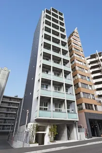 ZOOM六本木【2階】の外観