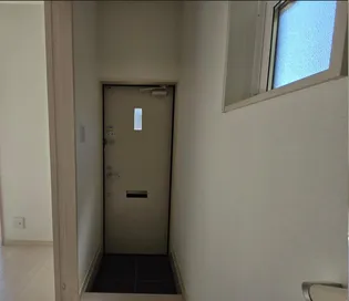 フォレストビューエコの玄関