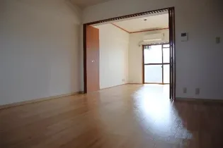 Avance61【4階】の居間