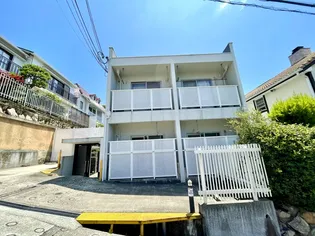 セレブ岡本【1階】の外観