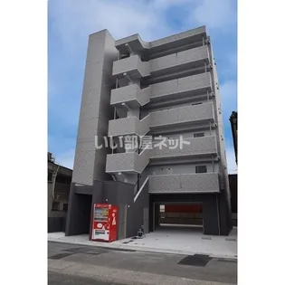 グランドソレイユ道下【5階】の外観