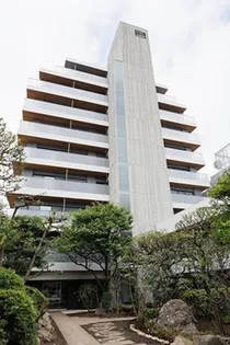 シャトレ信濃町【2階】の外観