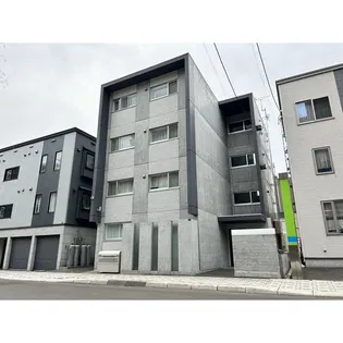 ブランシャール学園前の画像