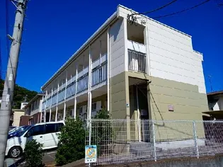 レオパレスラ・ヴェルジェ【1階】の外観