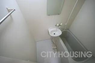 ロフトハウス城南【2階】の風呂