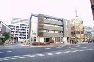 AXIS【2階】の外観