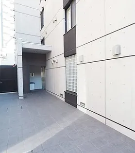 東京都新宿区四谷坂町【マンション】の外観