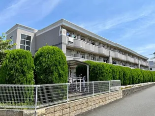 アタラクシア【3階】の外観