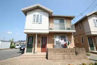 メゾン・モナ C【2階】の外観