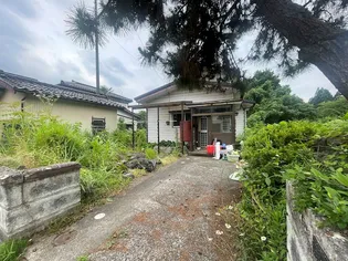 新潟県長岡市栖吉町【一戸建】の外観