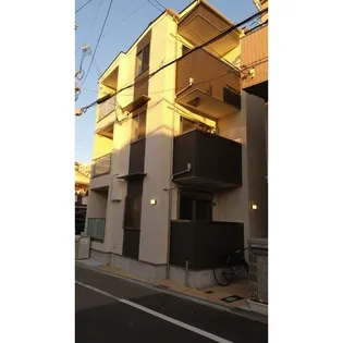 F ASECIA REINEの画像