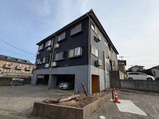 イヴリン【3階】の外観