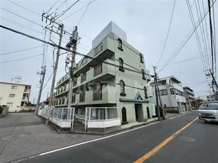 メゾンロートレックの画像