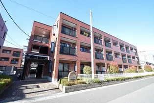 ジュネス4の画像